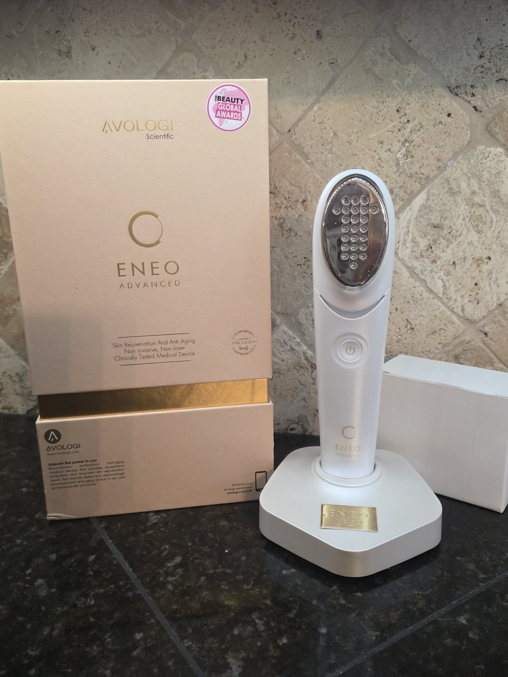 Avologi ENEO Advanced Anti-Aging 426 Red Light Skin Therapy Device In Box